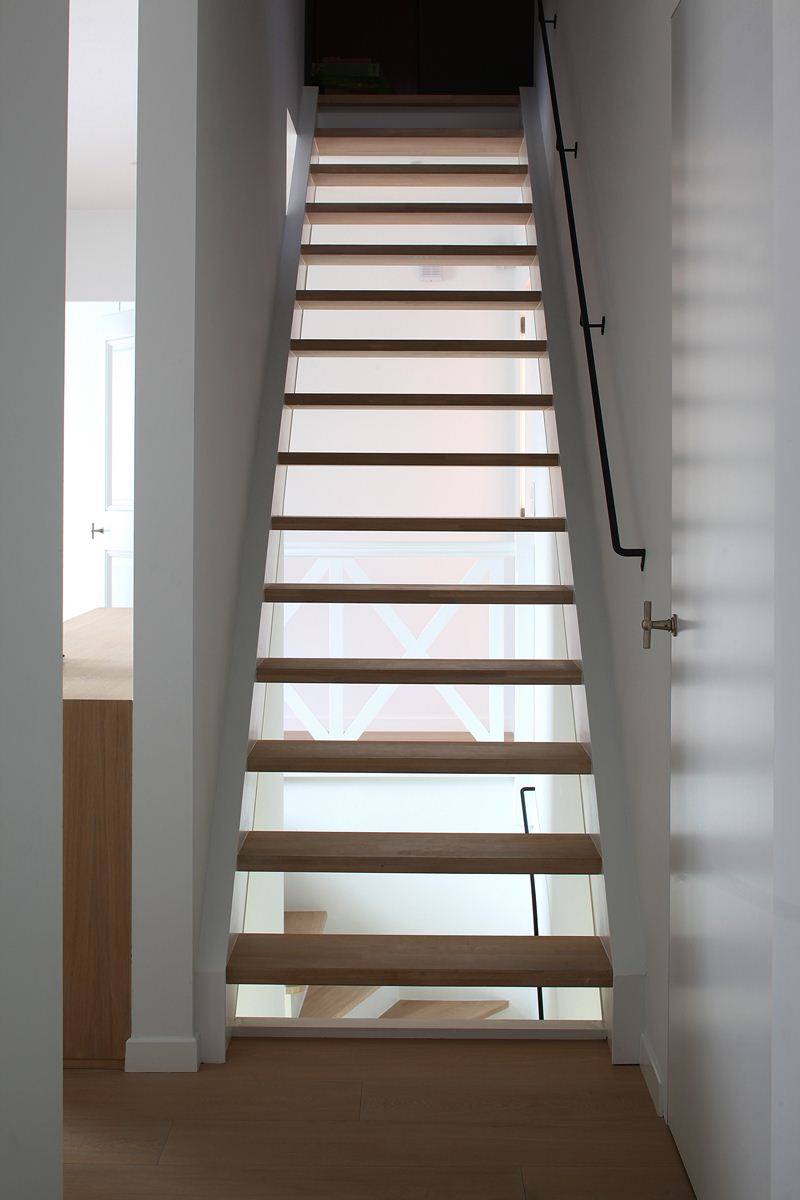 Comment bien choisir son escalier escamotable ? - La Maison Des Travaux