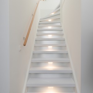 NEWstairs traprenovatie in kleur Briljant White